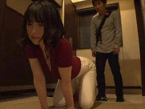 Đụ em đồng nghiệp vú to Karen Yuzuriha trong giờ làm